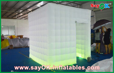Tende gonfiabile 2,4 x 2,4 x 2.5M Inflatable Photobooth Kiosk del cubo per gli eventi con 2 porte del Velcro
