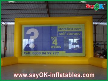 Tabellone per le affissioni di pubblicità gonfiabile giallo all'aperto dello schermo di film dello schermo dell'aria con la tela cerata durevole del PVC