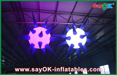 La decorazione gonfiabile di illuminazione del soffitto gigante dell'interno ha condotto la palla