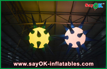 La decorazione gonfiabile di illuminazione del soffitto gigante dell'interno ha condotto la palla