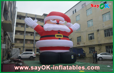 Natale rosso il Babbo Natale di festa di altezza gonfiabile delle decorazioni 8m grande con il panno di Oxford