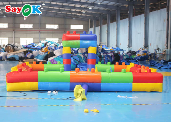 I giochi gonfiabili della tela cerata del PVC bloccano modellano il recinto impermeabile Toy Playground Building dell'automobile di paraurti
