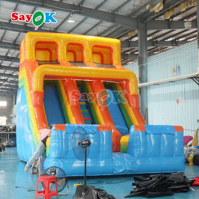 Slide gonfiabile per esterni Slide gonfiabile in PVC semplice Slide gonfiabile per buttare in aria Slide commerciale con stagno per bambini