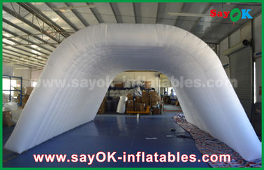Tenda gonfiabile bianca adulta su ordine del tunnel della tenda gonfiabile dell'aria per l'evento/fiera commerciale