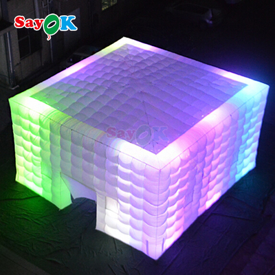 Tende da campeggio da 8 m quadrati LED Tenda gonfiabile per 80 persone Evento di festa all'aperto