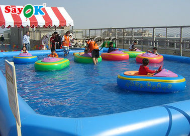 I giochi gonfiabili giganti all'aperto di sport quadrano la piscina gonfiabile per i bambini