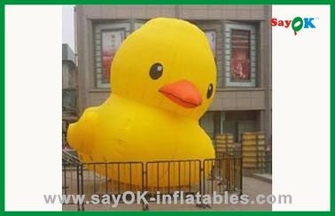 Pubblicità gonfiabile Grande gonfiabile anatra gialla gonfiabile Modello di cartone animato giocattoli piscina d'acqua