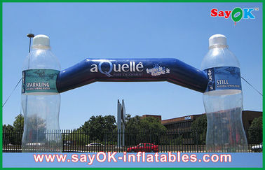 Arco gonfiabile di pubblicità gonfiabile su ordinazione dell'arco con i prodotti gonfiabili su ordinazione della chiara bottiglia