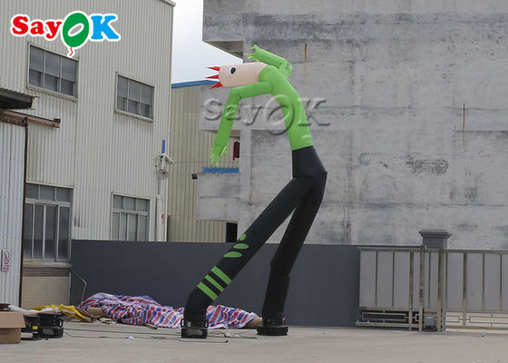 Uomo gonfiabile danzante 8m 24ft Mini mano verde che agita l'uomo gonfiabile del ballerino dell'aria con due gambe