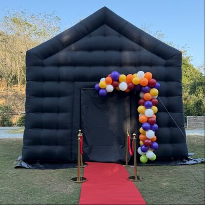Tenda gonfiabile portatile per discoteca con tessuto Oxford impermeabile, illuminazione a LED personalizzabile e montaggio rapido per eventi all'aperto